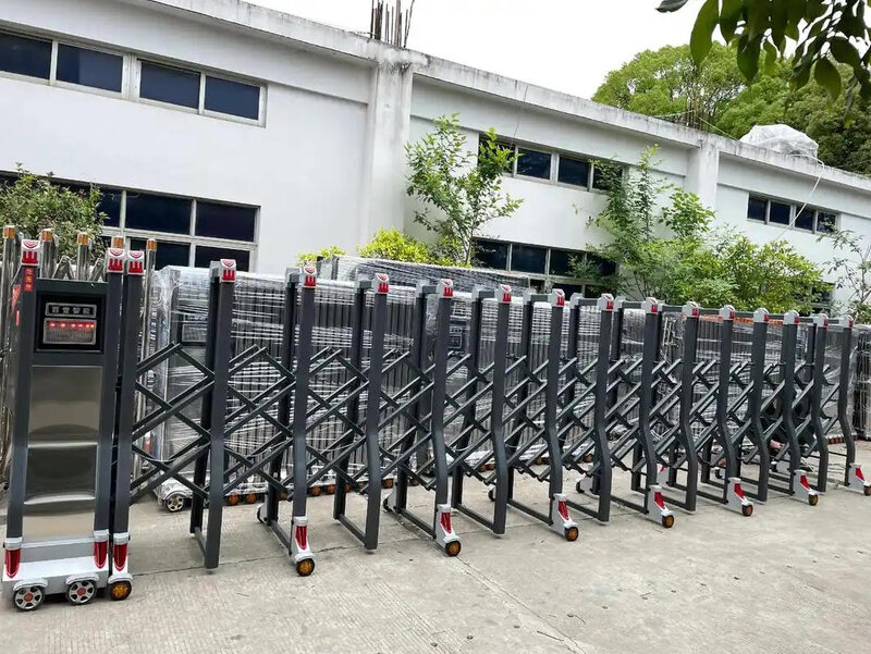 北京伸缩门厂家