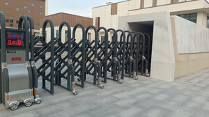 北京电动门伸缩门